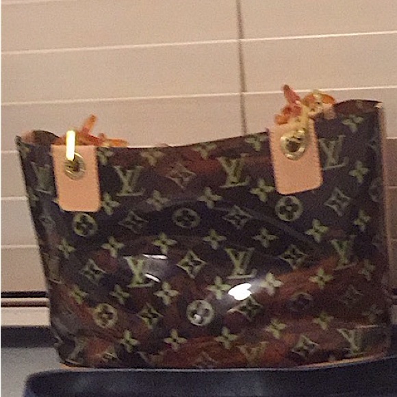 NWT bundled shouder bag with wristlet - Picture 3 of 6